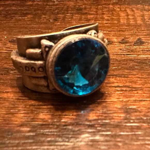 Alex and Ani bright turquoise ring - Picture 4 of 6